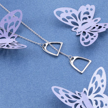 Carregar imagem no visualizador da galeria, 925 Silver Hollow Horseshoe Geometric Necklace