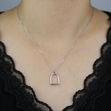 Cargar imagen en el visor de la galería, 925 Silver Equestrian Stirrup Necklace