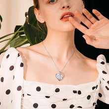 Afbeelding in Gallery-weergave laden, She Believed She Could So She Did Horse Necklace