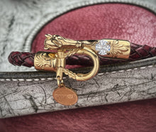 Carregar imagem no visualizador da galeria, Wild Horse Cuff Leather Bracelet