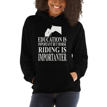 Lade das Bild in den Galerie-Viewer, Reiten ist wichtiger Unisex Hoodie