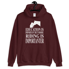 Lade das Bild in den Galerie-Viewer, Reiten ist wichtiger Unisex Hoodie