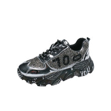 Lade das Bild in den Galerie-Viewer, Glänzende Mode Old Dad Schuhe