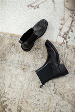 Load image into Gallery viewer, Leather Retro Carved British Style Short Boots