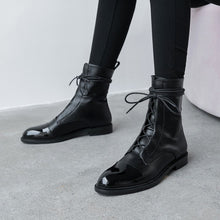 Load image into Gallery viewer, leather tip low heel Martin boot