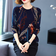 Load image into Gallery viewer, سترة برقبة دائرية وطبعة حصان