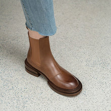 Load image into Gallery viewer, Round Toe Thick Heel Leather Boots