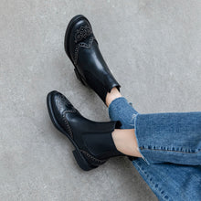 Lade das Bild in den Galerie-Viewer, Plateaustiefel mit klobigem Absatz