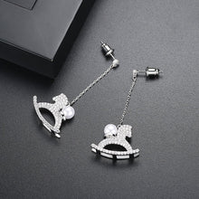 Carregar imagem no visualizador da galeria, Zircon Rocking Horse Earrings
