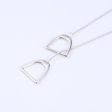 Cargar imagen en el visor de la galería, 925 Silver Hollow Horseshoe Geometric Necklace
