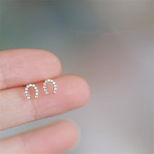 画像をギャラリービューアに読み込む, 925 Sterling Silver Crystal Horseshoe Earrings
