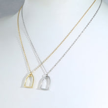 Cargar imagen en el visor de la galería, 925 Silver Equestrian Stirrup Necklace
