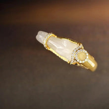 Carregar imagem no visualizador da galeria, Hot Selling Hetian Jade Horse Head Ring, Lucky Year of Horse Saddle Ring, Elegant Light Luxury Jewelry
