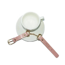 Carregar imagem no visualizador da galeria, Pulseira de cavalo plana pulseira de gancho de couro
