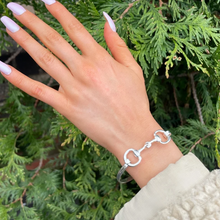 Cargar imagen en el visor de la galería, Silver Horseshoe Horsebit Bracelet
