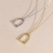 Cargar imagen en el visor de la galería, 925 Silver Equestrian Stirrup Necklace
