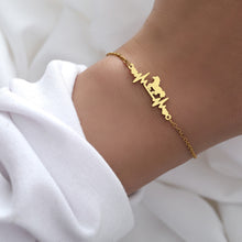 画像をギャラリービューアに読み込む, Heartbeat Lightning Horse Charms Bracelet
