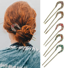 Carregar imagem no visualizador da galeria, Vintage horseshoe Shaped Crystal Hair Pins
