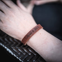 Load image into Gallery viewer, Personalized Leather Bracelet
