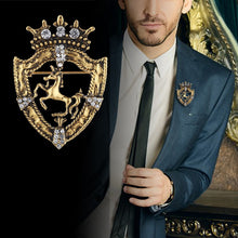 Cargar imagen en el visor de la galería, Insignia de pin de solapa de caballo de ramillete
