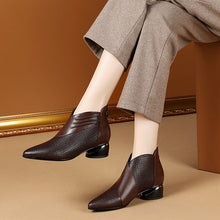 Load image into Gallery viewer, Pointed toe Chelsea Boots
