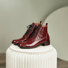 Load image into Gallery viewer, Round Toe Lace Up Riding Boots
